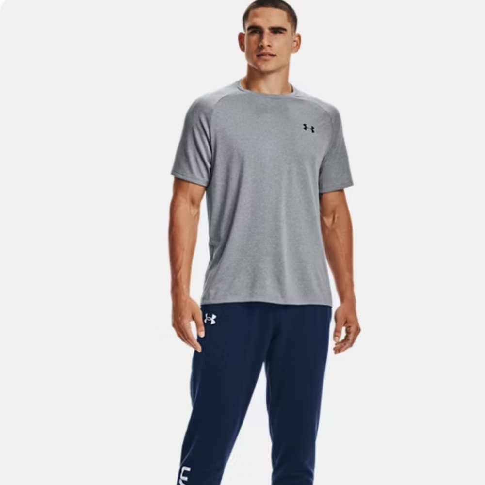 Under Armour Men's Gray T-Shirt Tech 2.0; size medium
